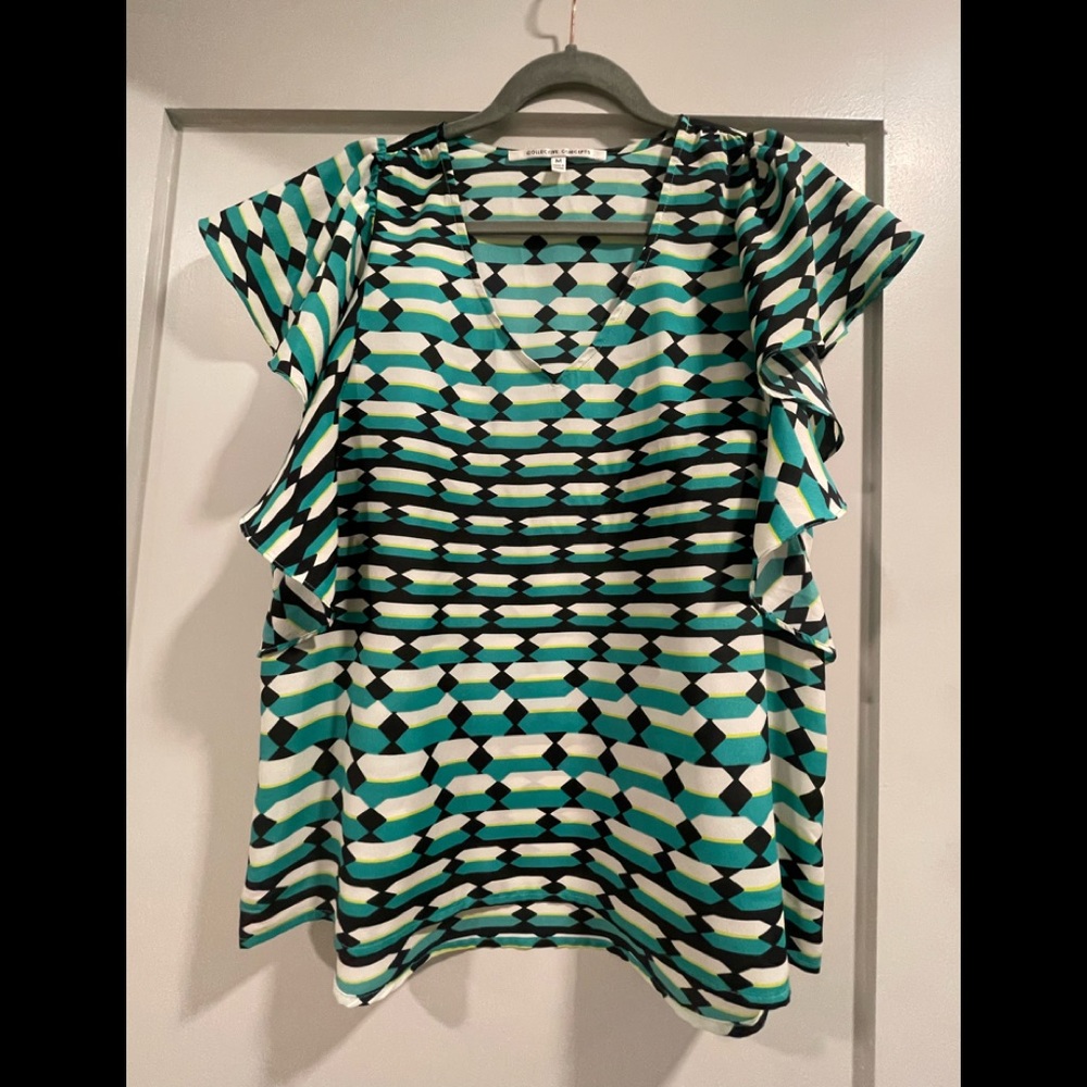 Collective Concepts Blouse - Flutter Sleeves